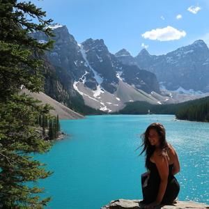 Meet your Posher, Danielle